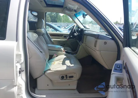 2002 Cadillac Escalade Standard from USA, damaged, VIN 1GYEK63N42R268729